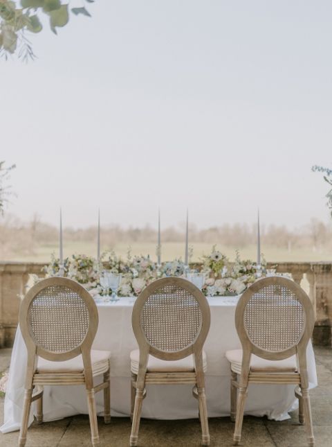  Champagne glasses with petals